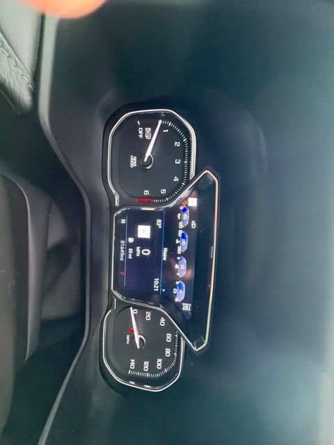 Used 2021 GMC Yukon Denali w/ Denali Ultimate Package AWD/4WD image 9