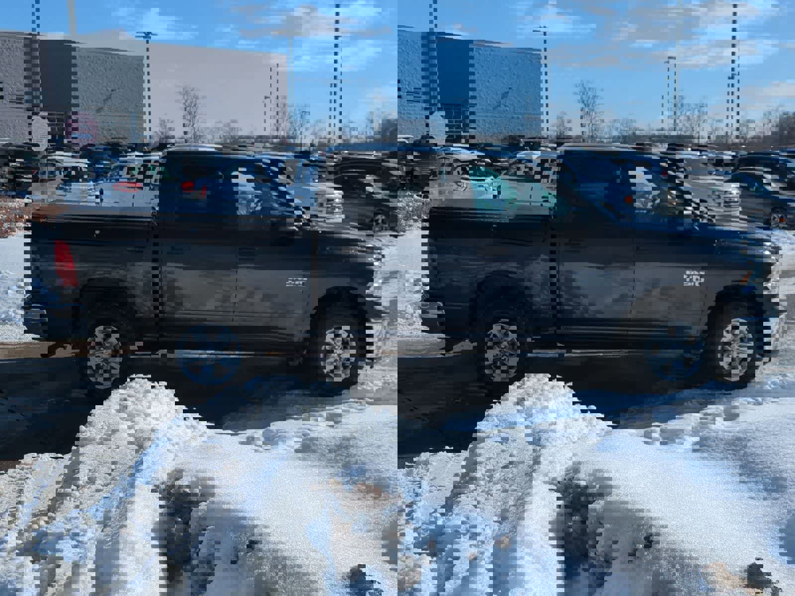 Used 2018 RAM 1500 ST w/ SXT Appearance Group image 9