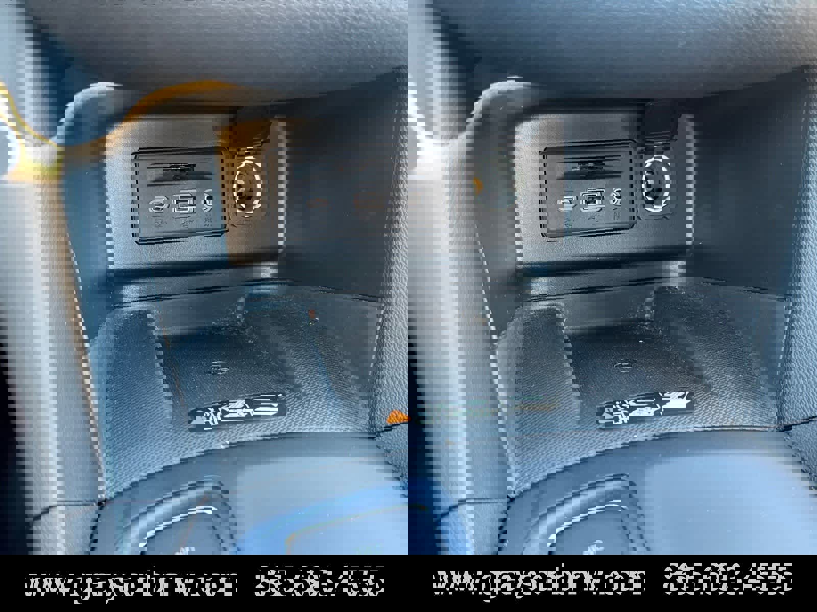 Used 2020 Chevrolet Equinox Premier image 25