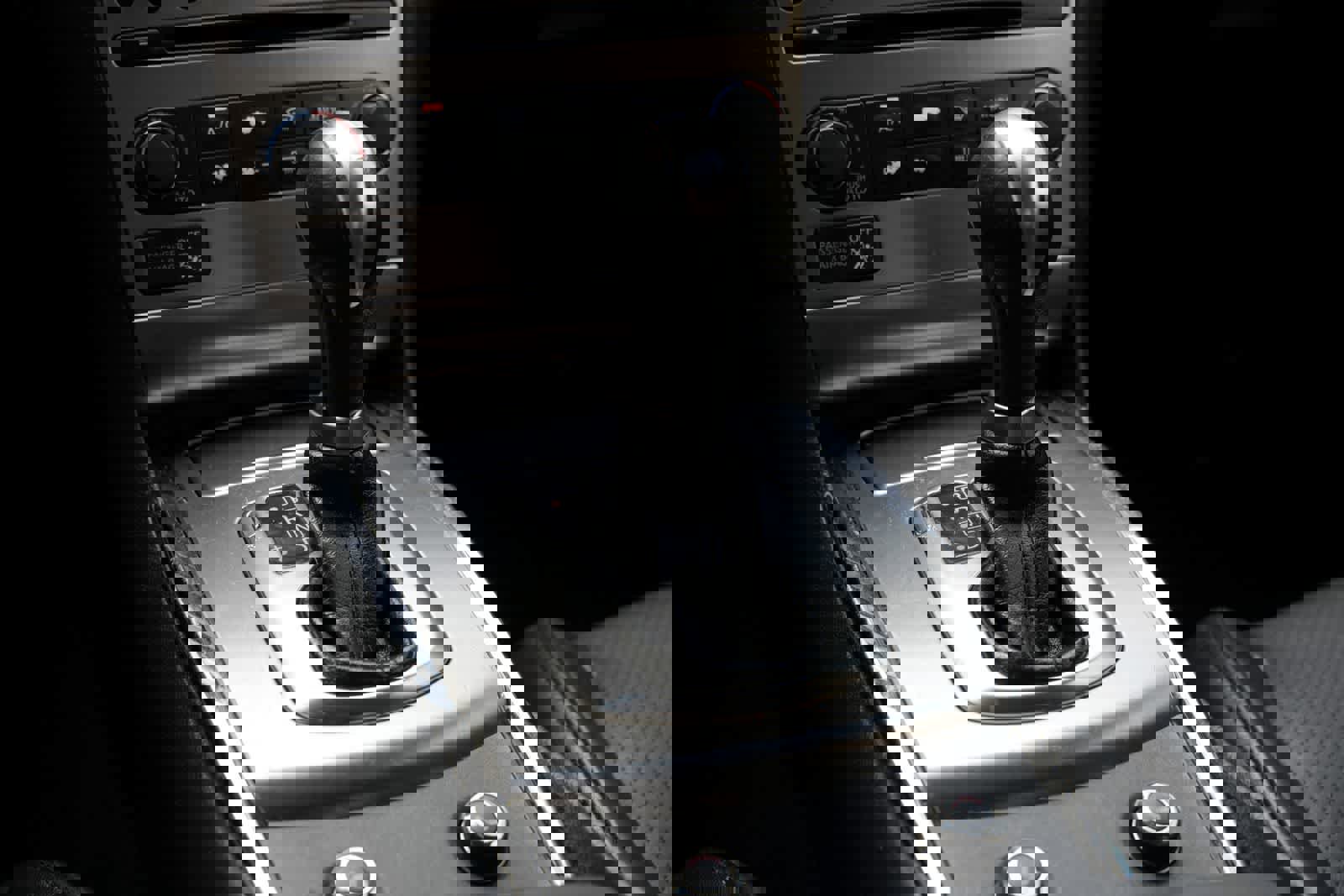 Used 2012 INFINITI G37 Journey w/ Premium Pkg RWD image 14