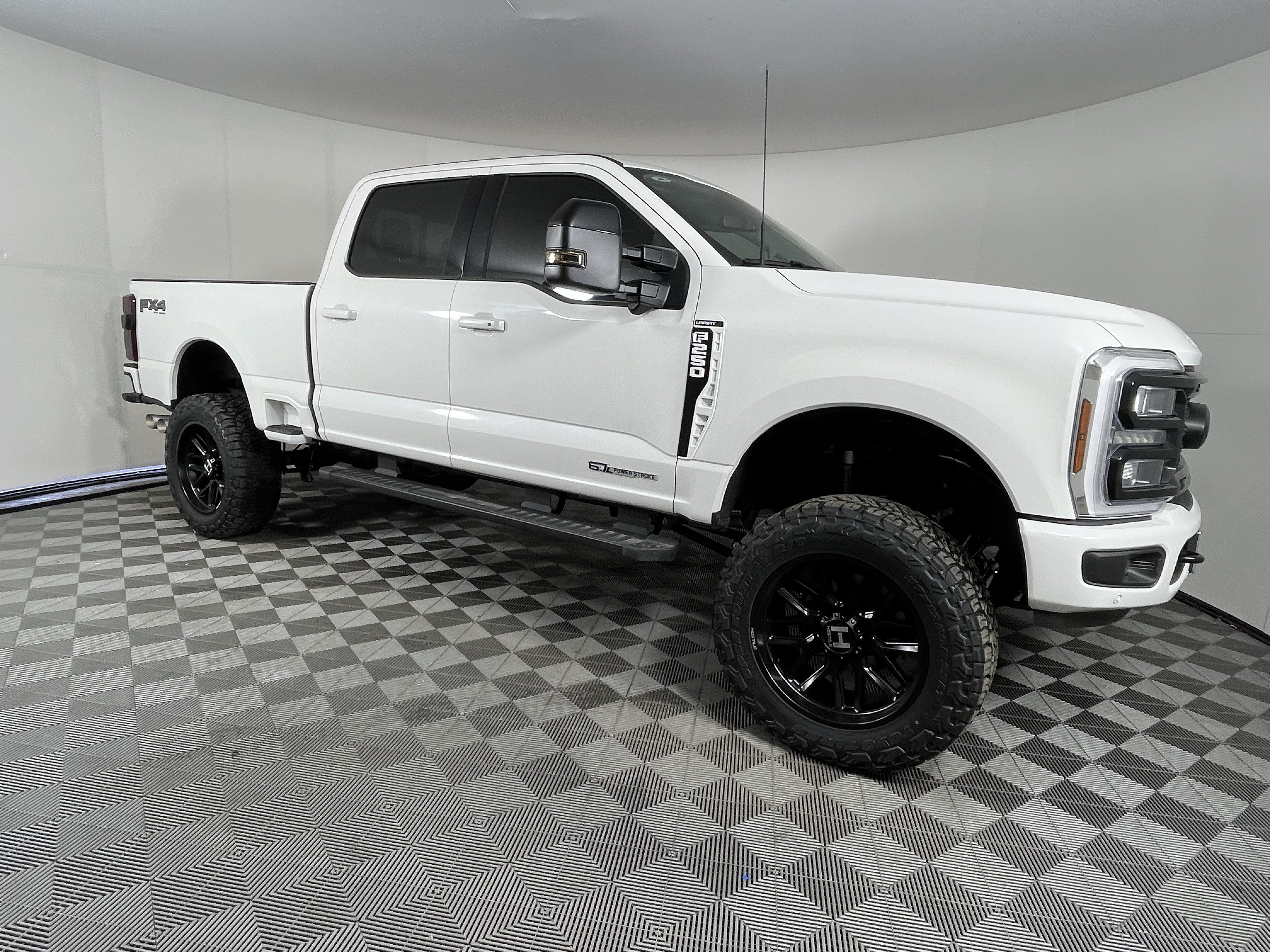 New 2025 Ford F250 Lariat w/ Lariat Ultimate Package AWD/4WD image 6
