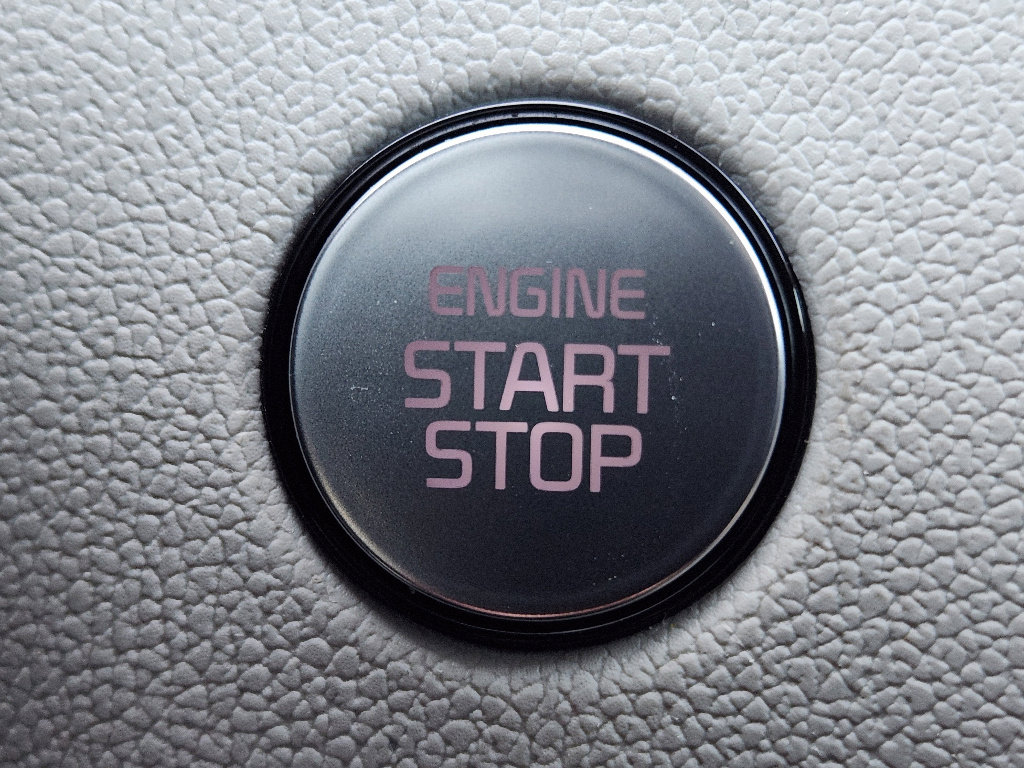 Certified 2023 Kia Sorento SX image 19