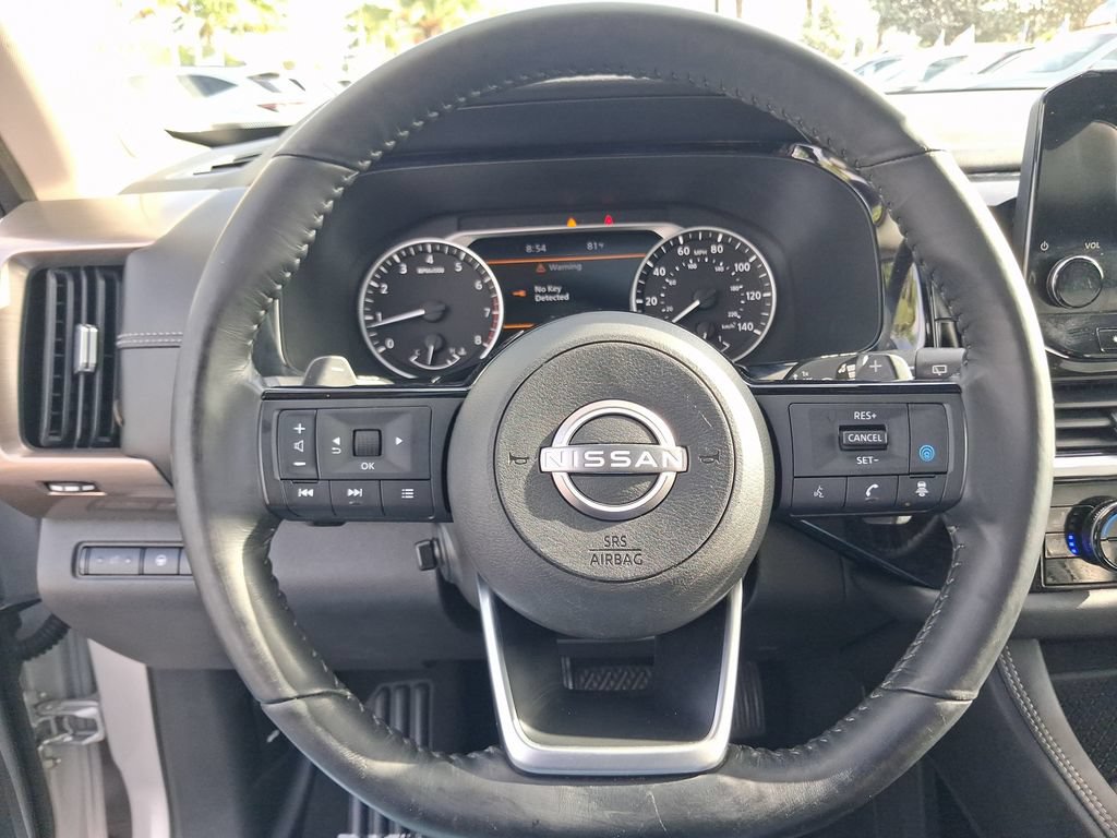 Used 2022 Nissan Pathfinder Platinum w/ Cargo Package AWD/4WD image 23