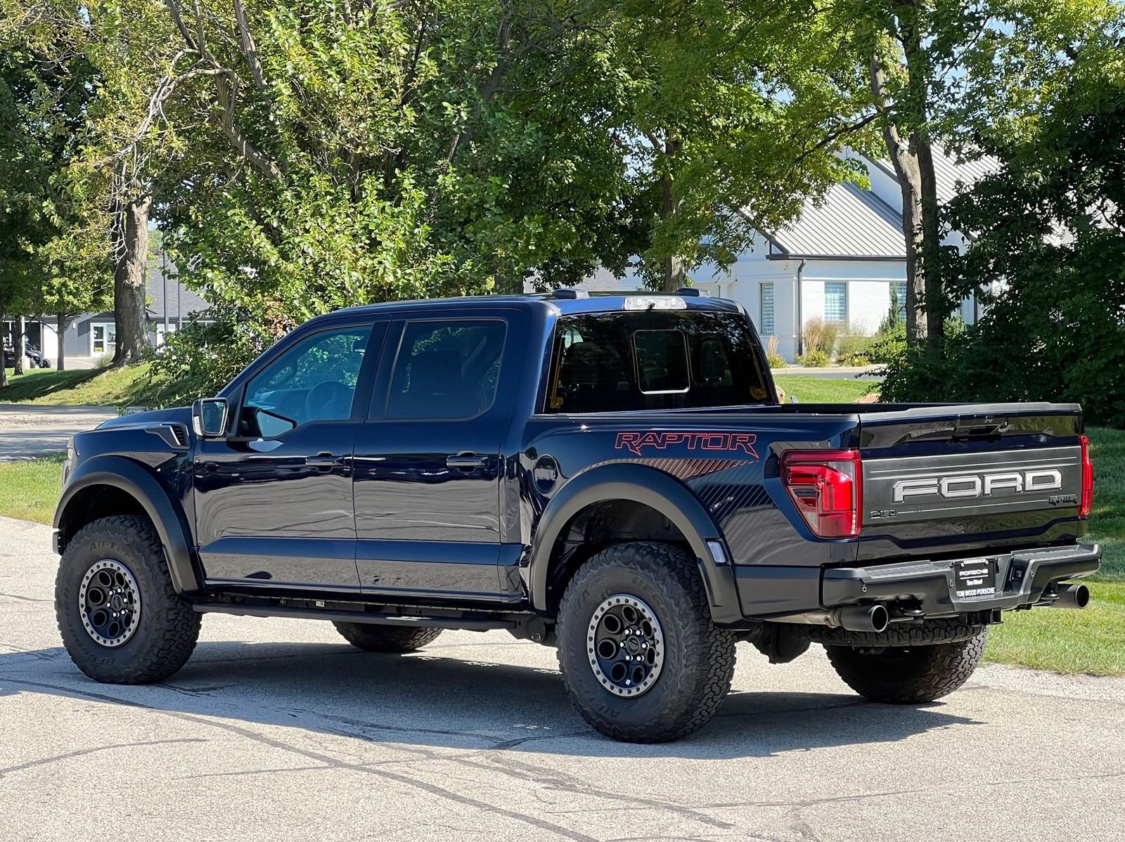 Used 2025 Ford F150 Raptor AWD/4WD image 3