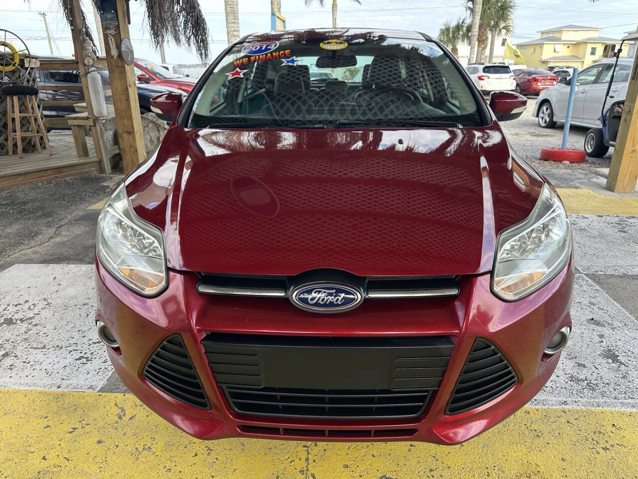 Used 2014 Ford Focus SE w/ Equipment Group 201A FWD image 3