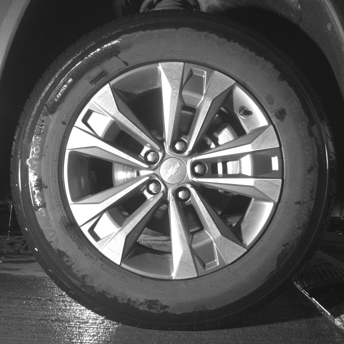 Used 2025 Chevrolet Equinox LT FWD image 13