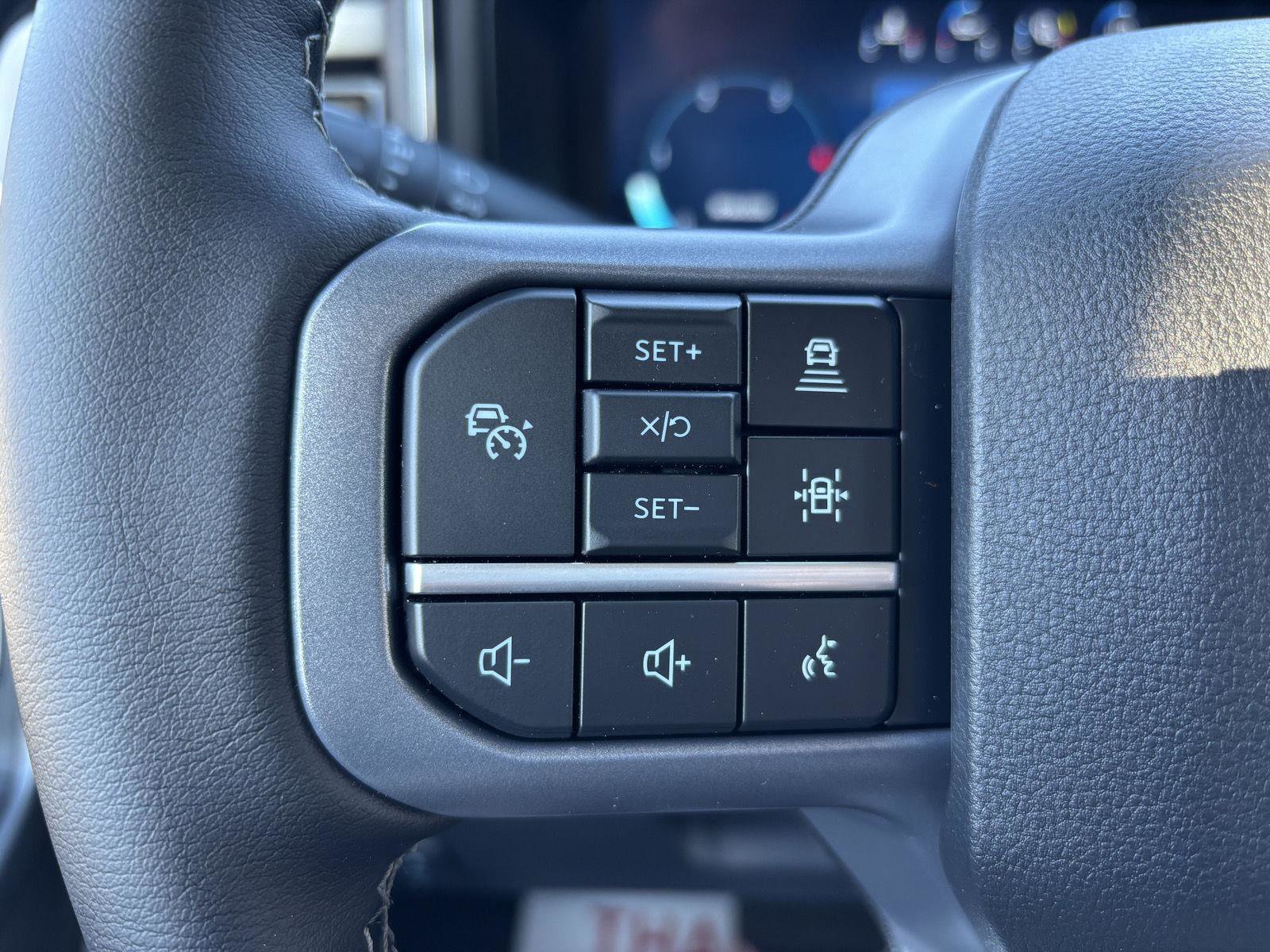 New 2026 Ford F350 Lariat w/ Black Appearance Package image 35