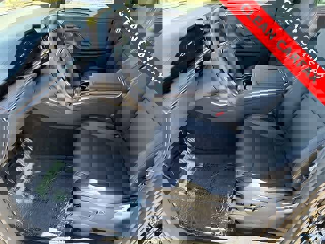 Used 2026 Tesla Model X image 4