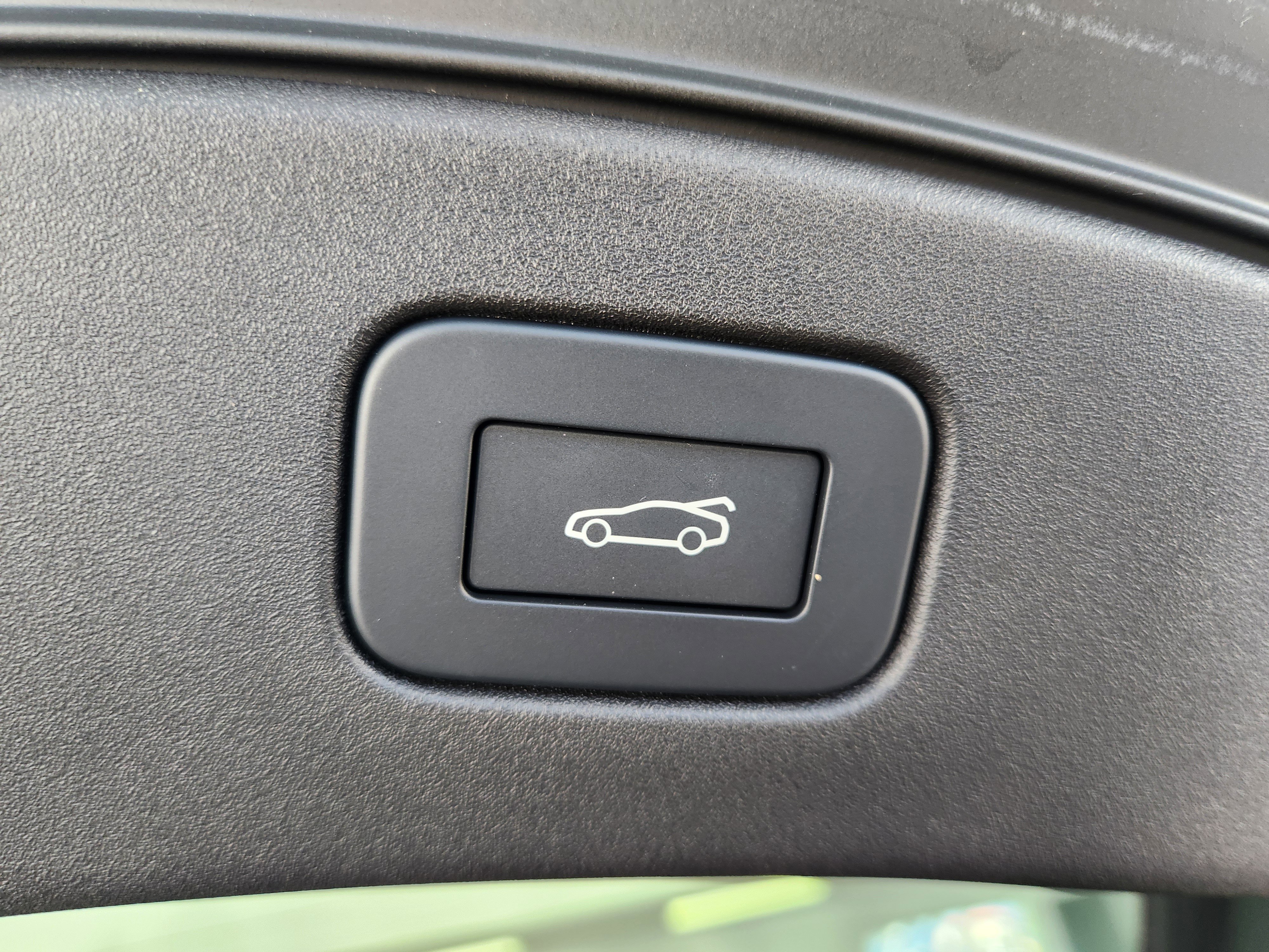 New 2024 Jaguar F-TYPE R image 22