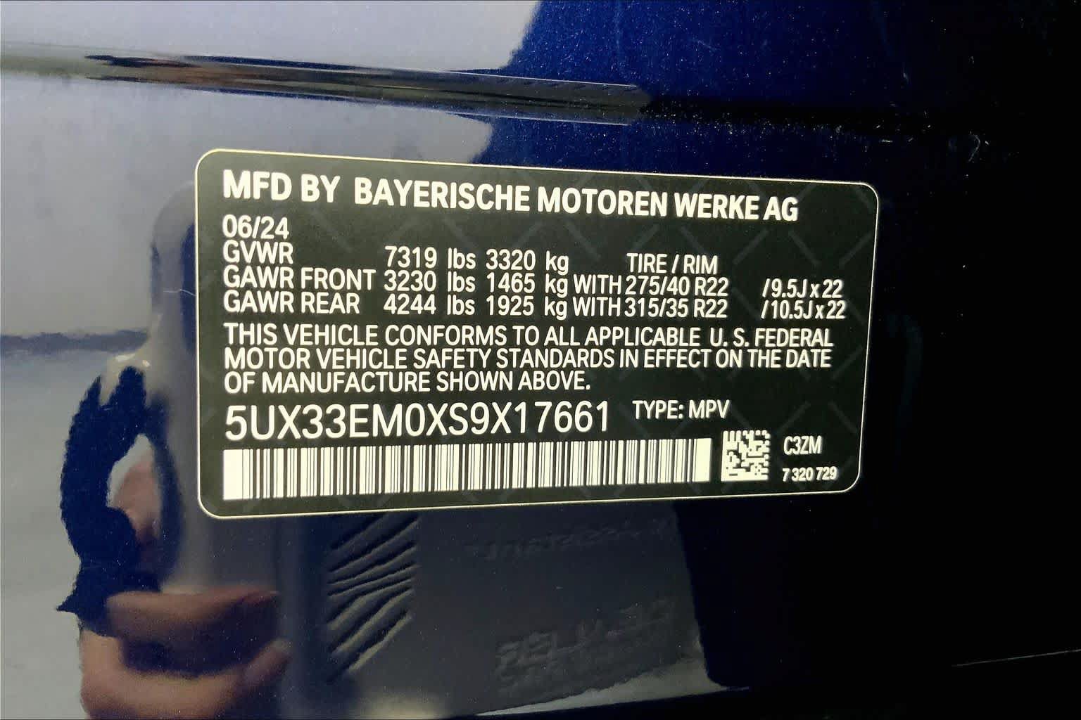 Used 2025 BMW X7 M60i AWD/4WD image 36