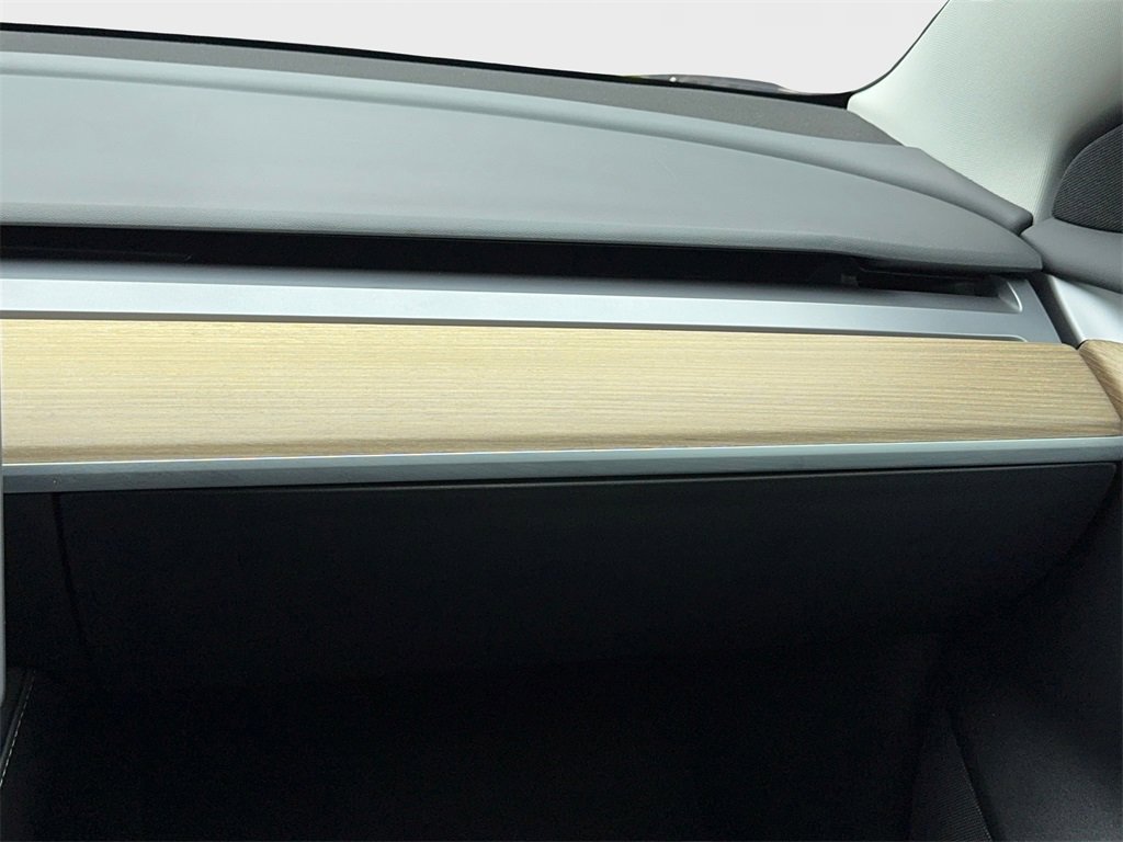 Used 2023 Tesla Model 3 Standard Range image 20