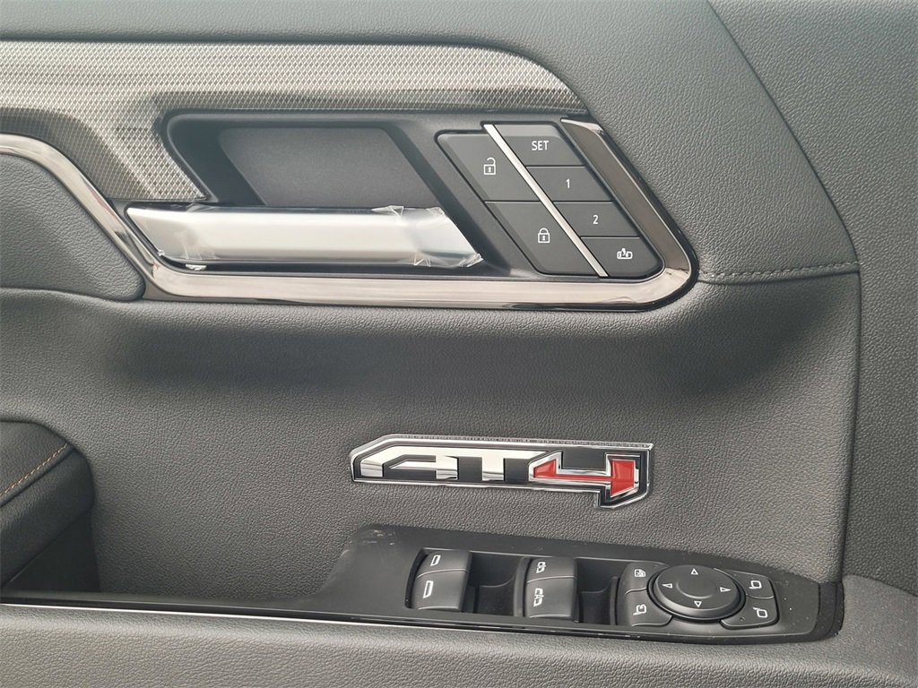 New 2026 GMC Sierra 1500 AT4 w/ Technology Package image 27