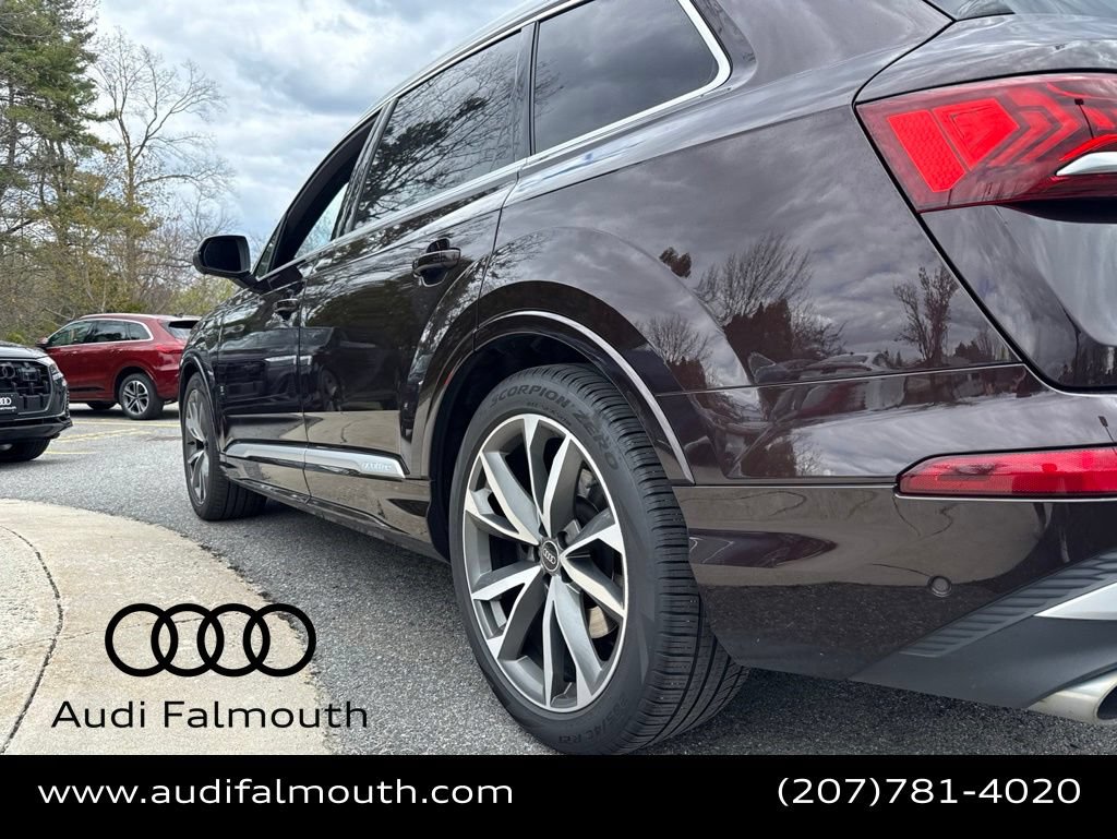 Used 2021 Audi SQ7 Prestige AWD/4WD image 13
