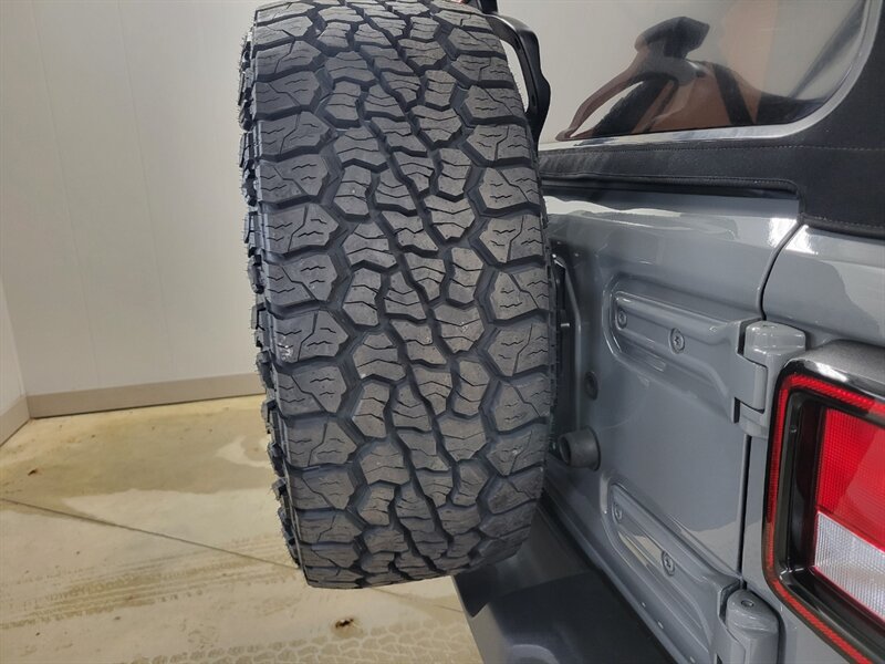 Used 2022 Jeep Wrangler Unlimited Sport AWD/4WD image 28