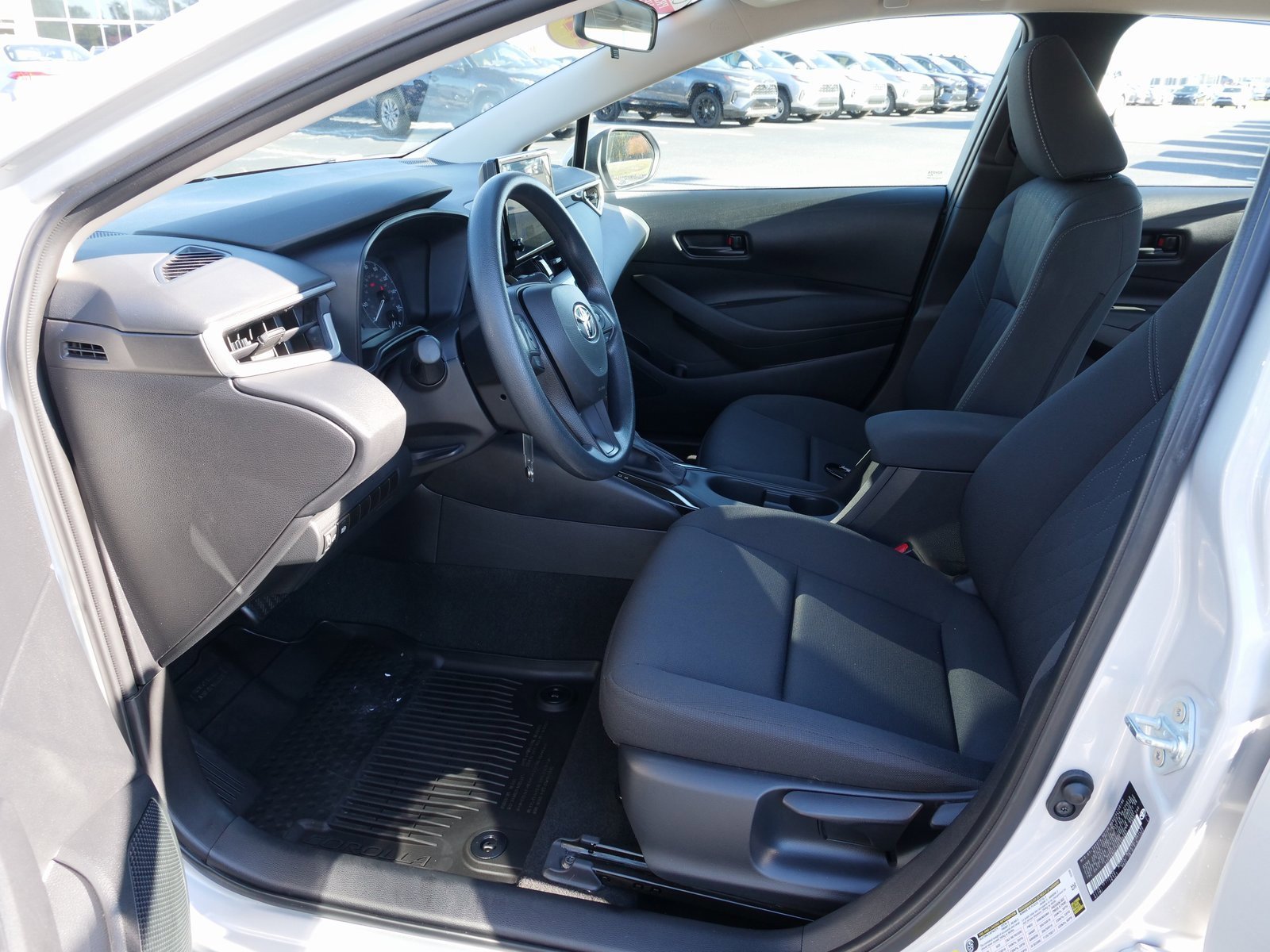 Used 2024 Toyota Corolla LE image 17