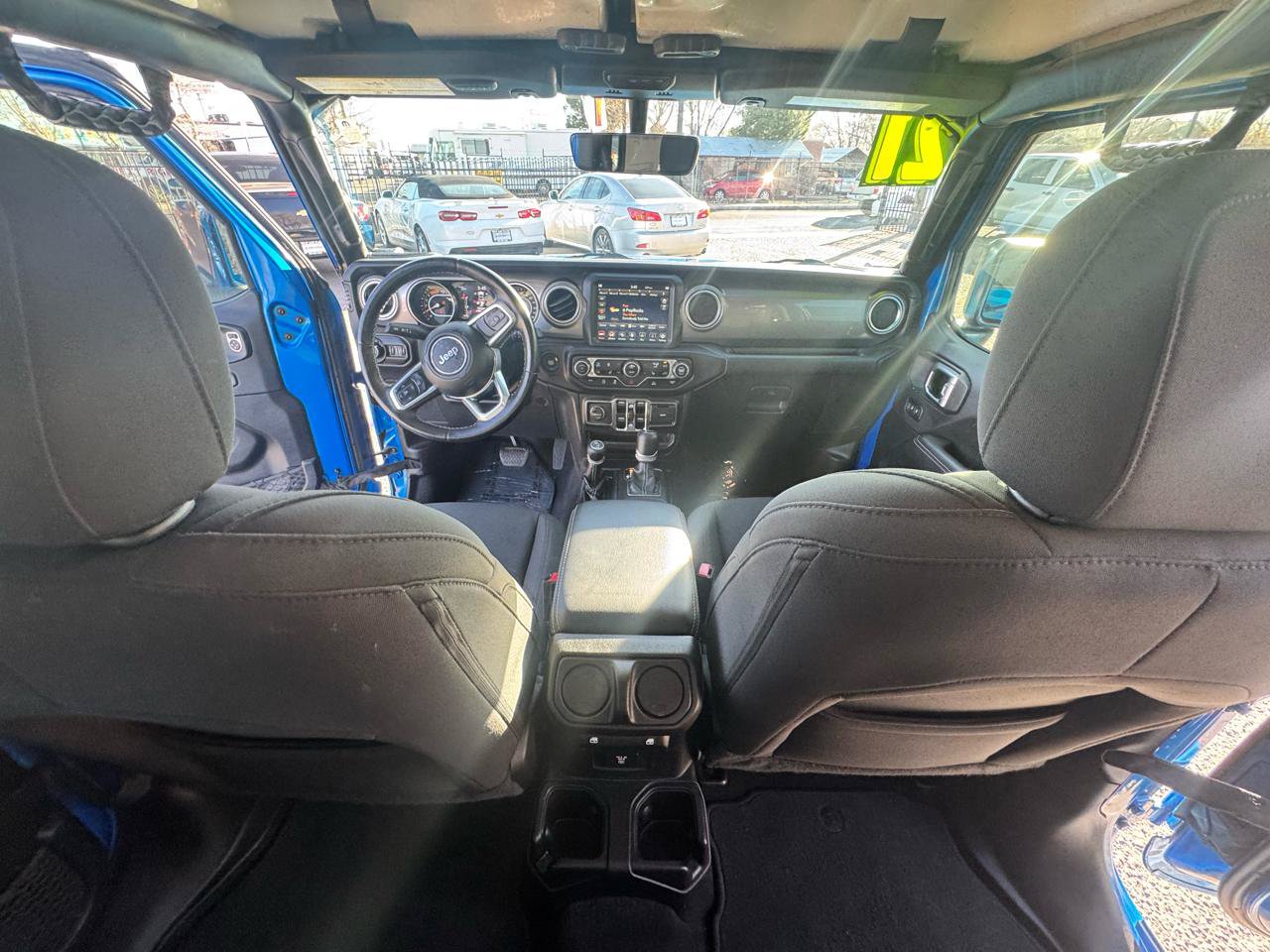 Used 2021 Jeep Wrangler Unlimited Sahara AWD/4WD image 22