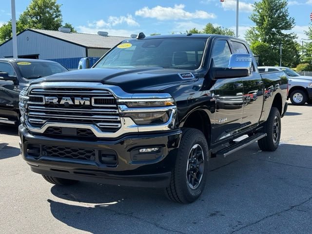 Used 2026 RAM 2500 Laramie AWD/4WD image 2