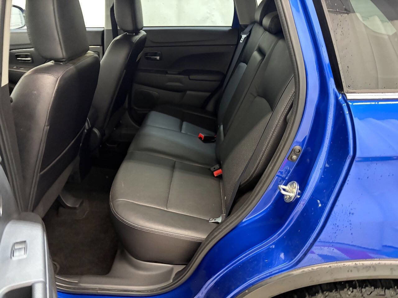 Used 2016 Mitsubishi Outlander Sport SEL AWD/4WD image 30