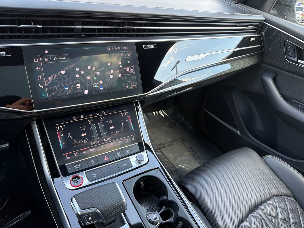 Used 2021 Audi SQ8 Premium Plus w/ SQ8 Black Optic Package image 26