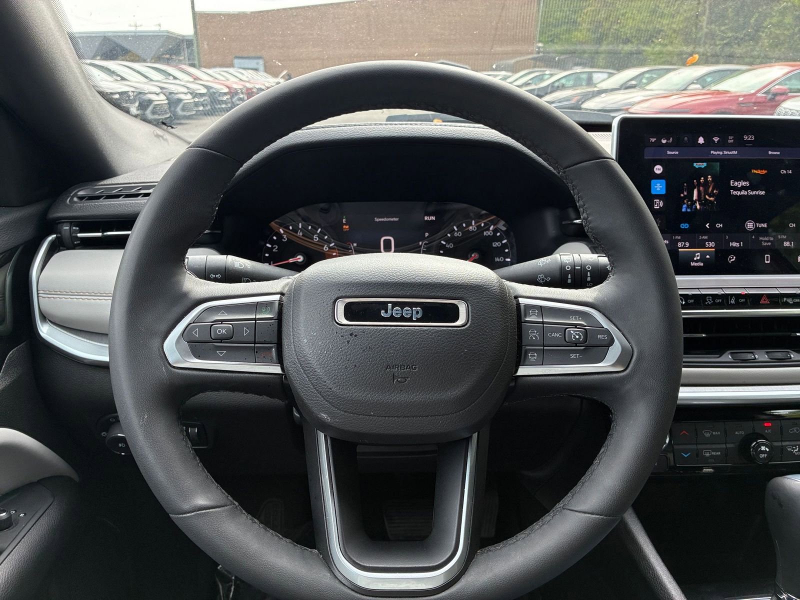 Used 2025 Jeep Compass Limited image 29