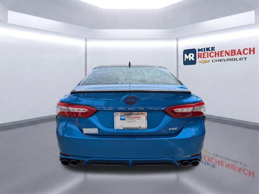 Used 2020 Toyota Camry XSE image 5