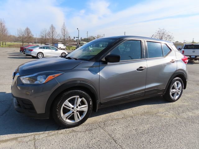 Used 2020 Nissan Kicks S FWD image 14