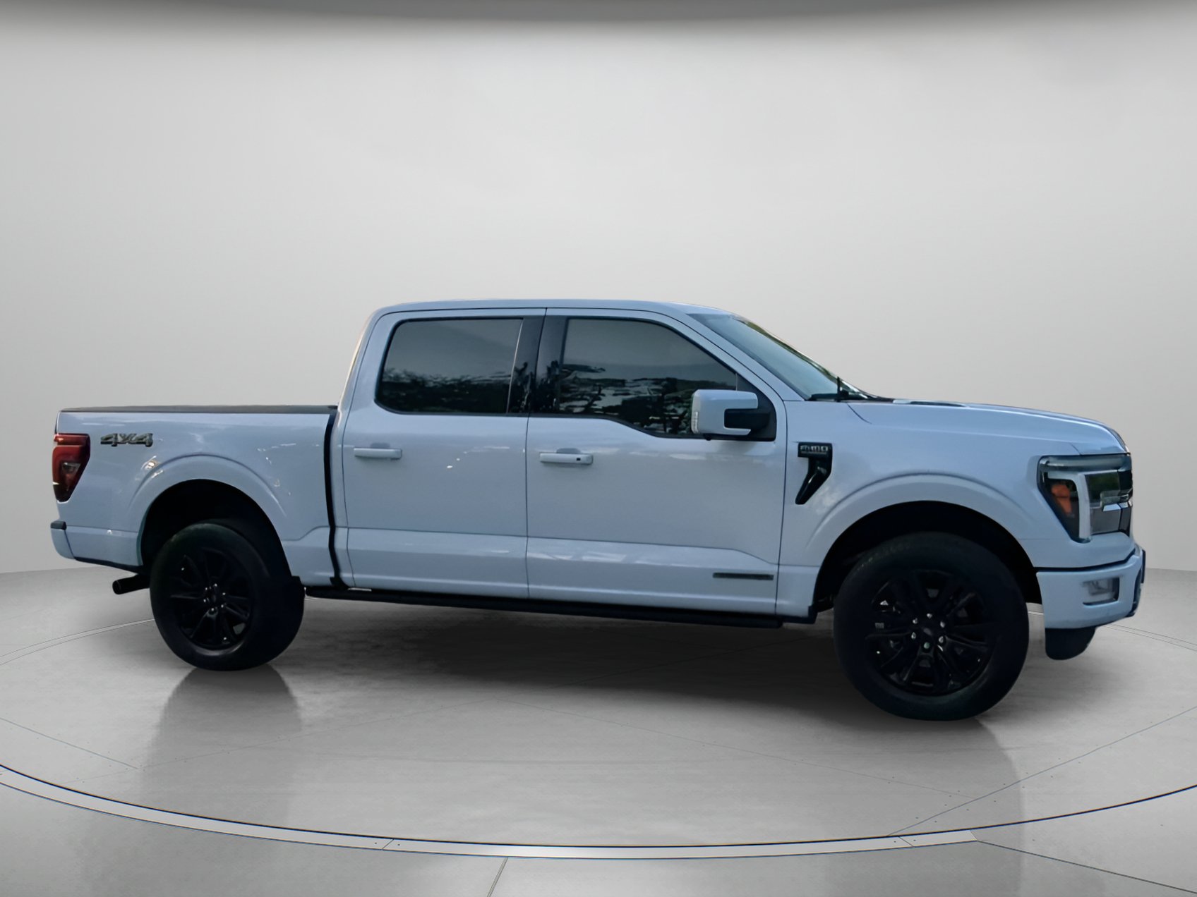 Certified 2025 Ford F150 Platinum AWD/4WD image 34