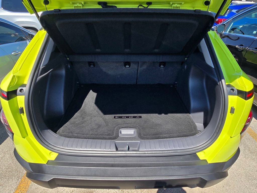 Certified 2024 Hyundai Kona SEL AWD/4WD image 20