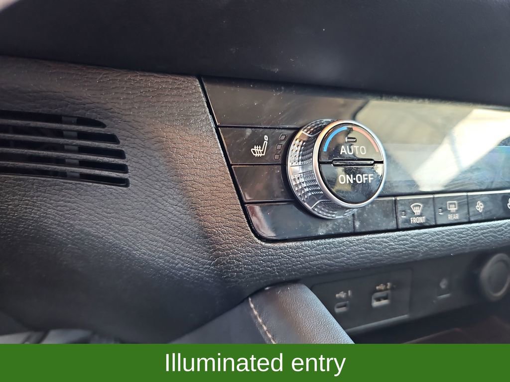 Used 2024 Mitsubishi Outlander SE image 22