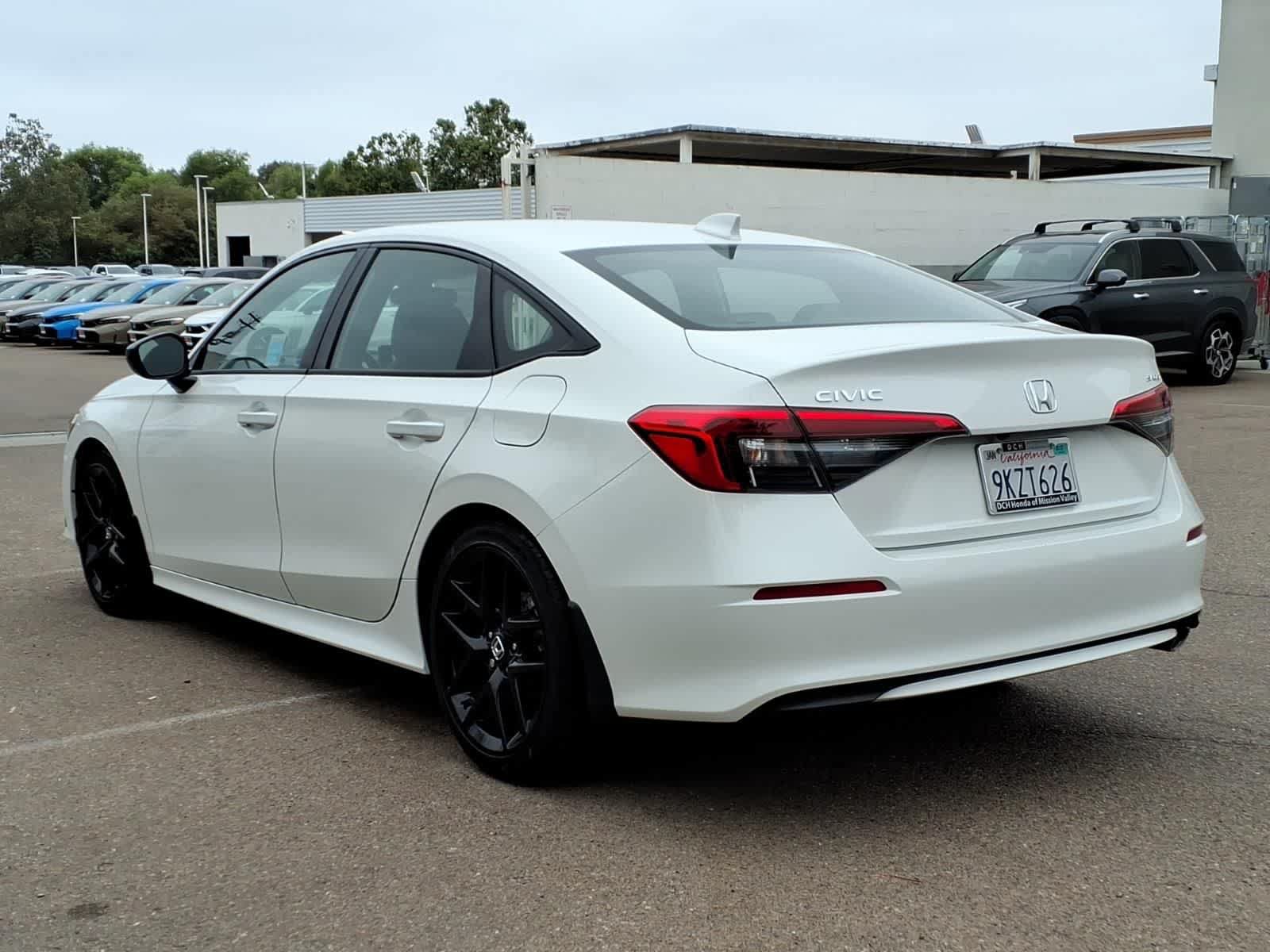 Used 2024 Honda Civic Sport image 7