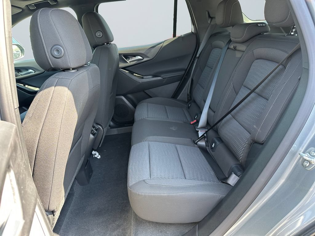 New 2026 Chevrolet Equinox LT FWD image 13