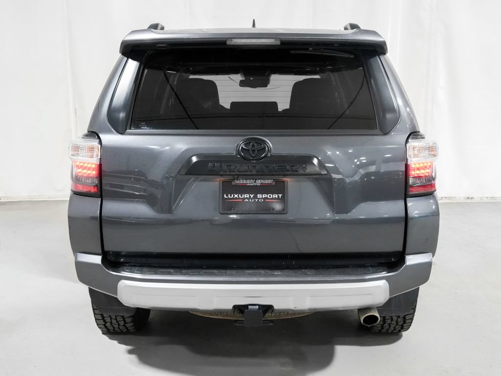 Used 2023 Toyota 4Runner TRD Off-Road Premium w/ Off Road Premium Plus Package AWD/4WD image 4