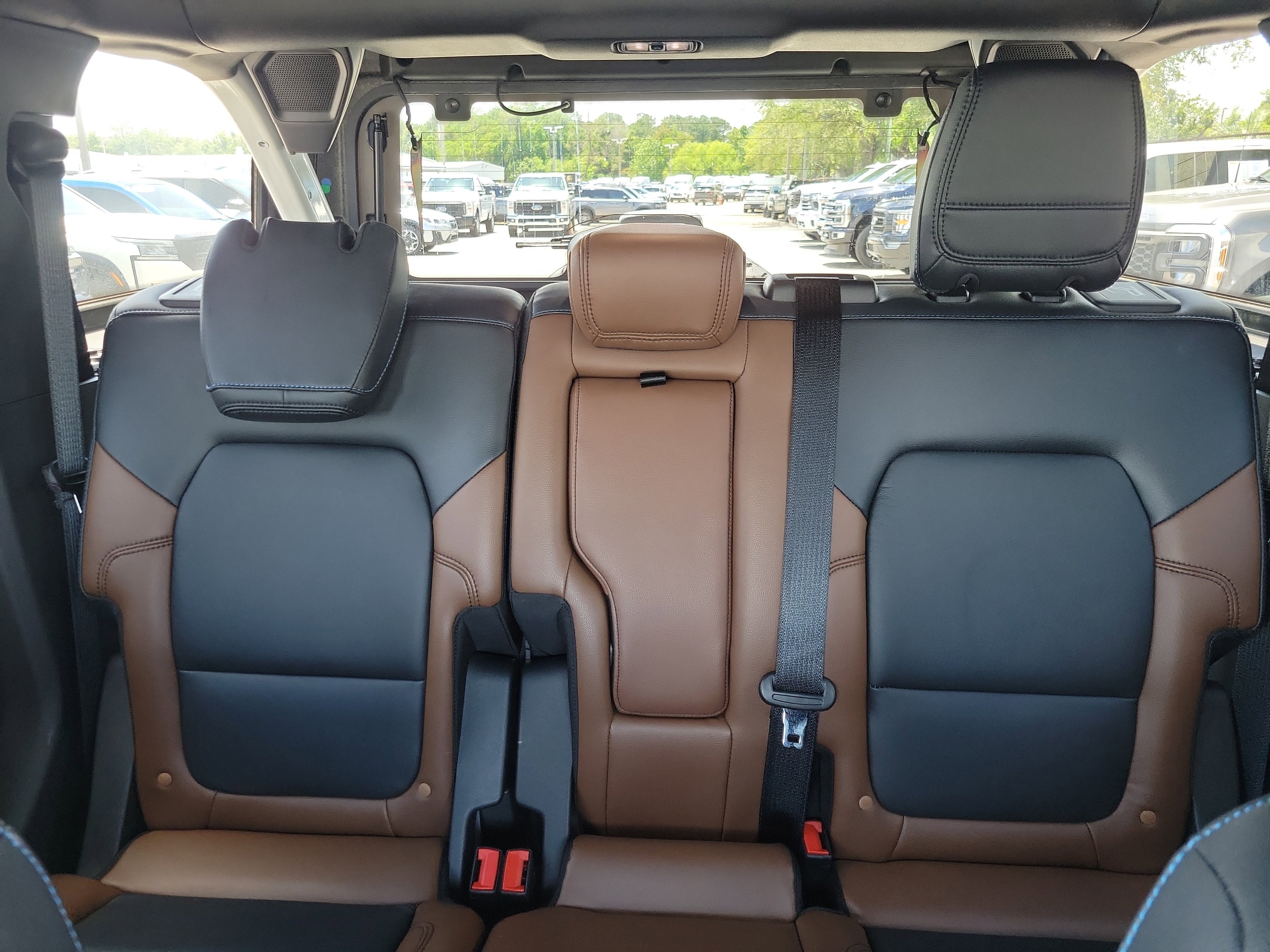 Used 2023 Ford Bronco Outer Banks AWD/4WD image 11