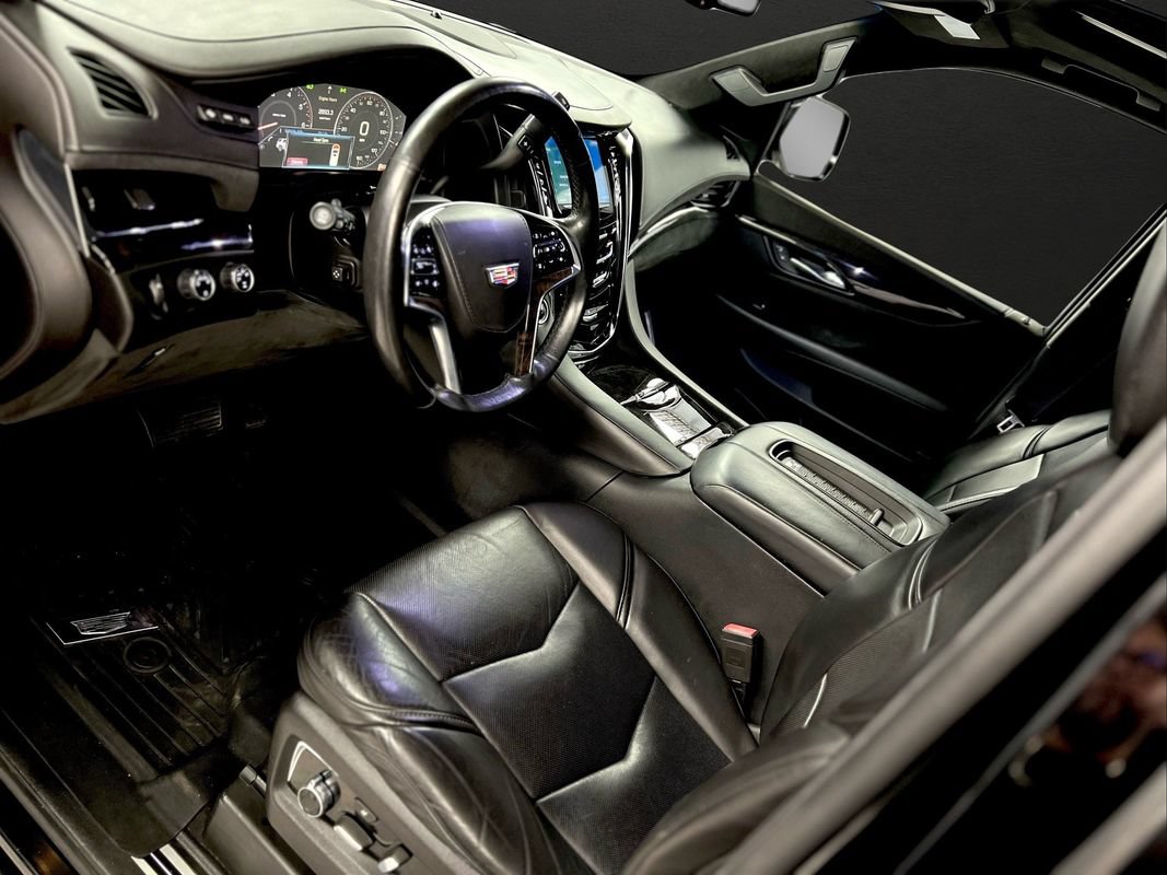 Used 2015 Cadillac Escalade ESV Platinum AWD/4WD image 15
