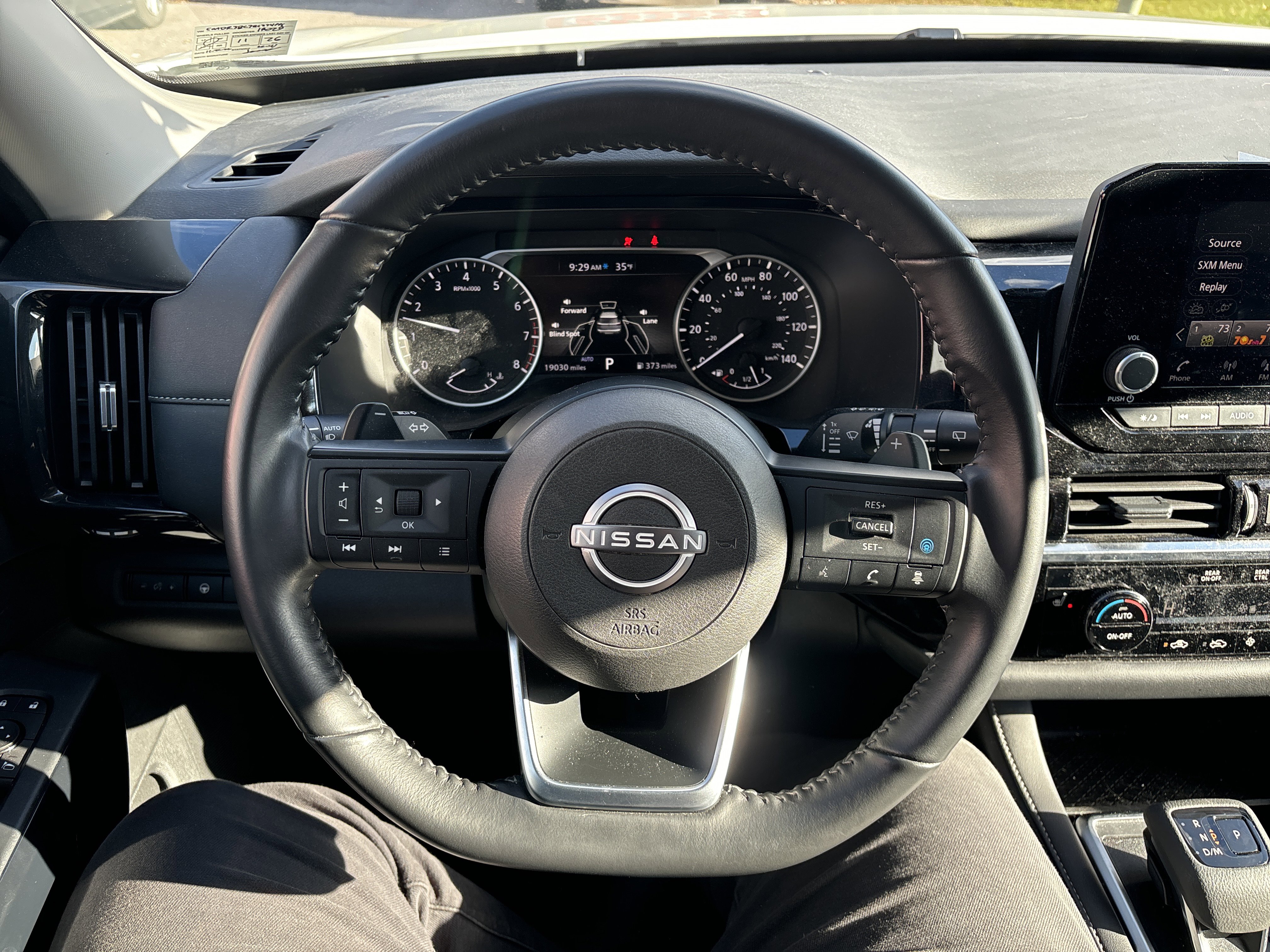 Used 2024 Nissan Pathfinder SV w/ Black Appearance Package image 19