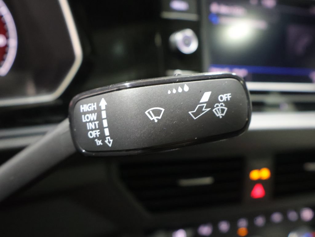 Used 2020 Volkswagen Jetta R-Line w/ R-Line Cold Weather Package FWD image 37