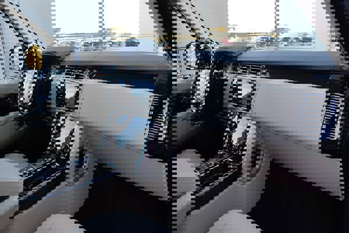 Used 2021 Land Rover Range Rover P525 Westminster Edition LWB image 18