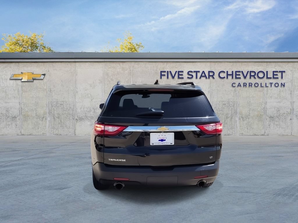 Used 2021 Chevrolet Traverse LT FWD image 7