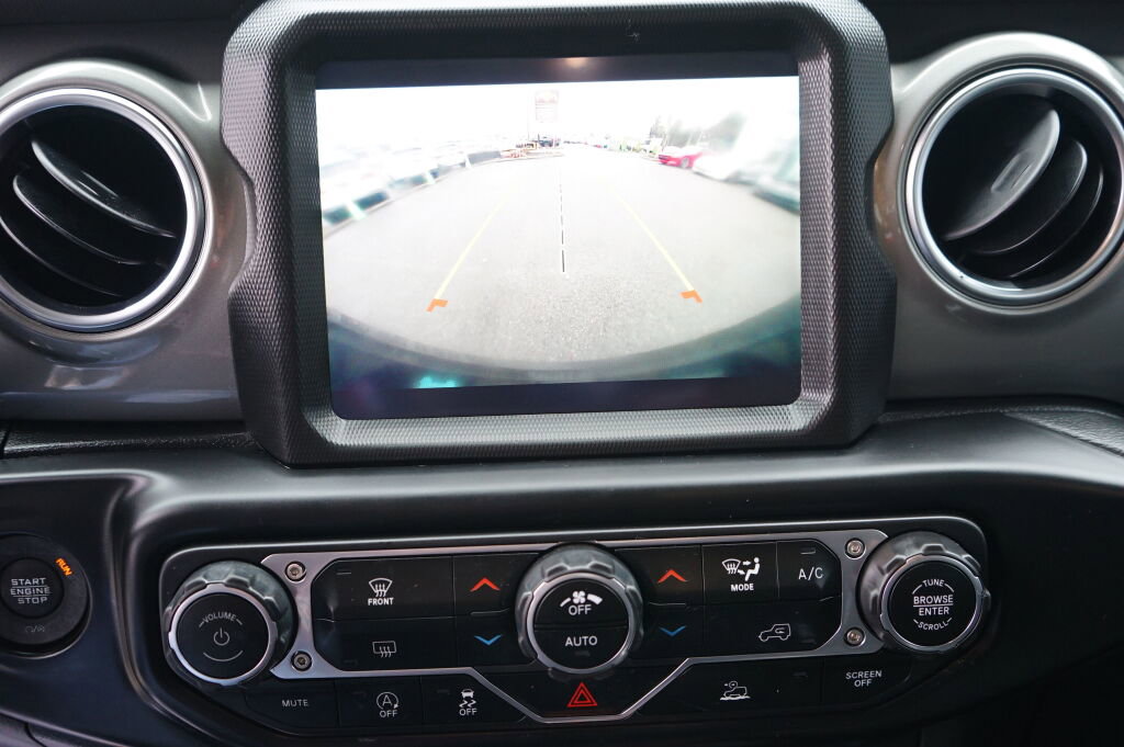 Used 2021 Jeep Wrangler Unlimited Sahara image 17