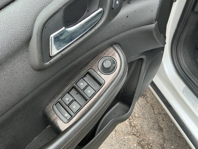 Used 2016 Chevrolet Malibu LTZ FWD image 12