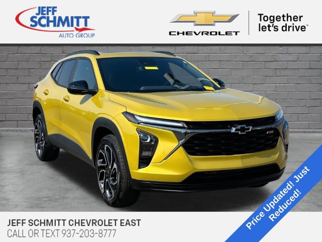 Used 2025 Chevrolet Trax RS w/ Sunroof Package