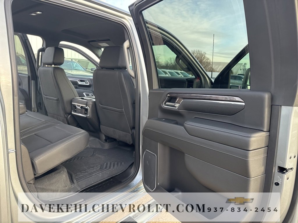 Used 2024 Chevrolet Silverado 3500 LTZ w/ LTZ Plus Package image 23