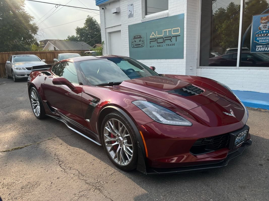 Used 2016 Chevrolet Corvette Z06 w/ 3LZ Preferred Equipment Group RWD video 1