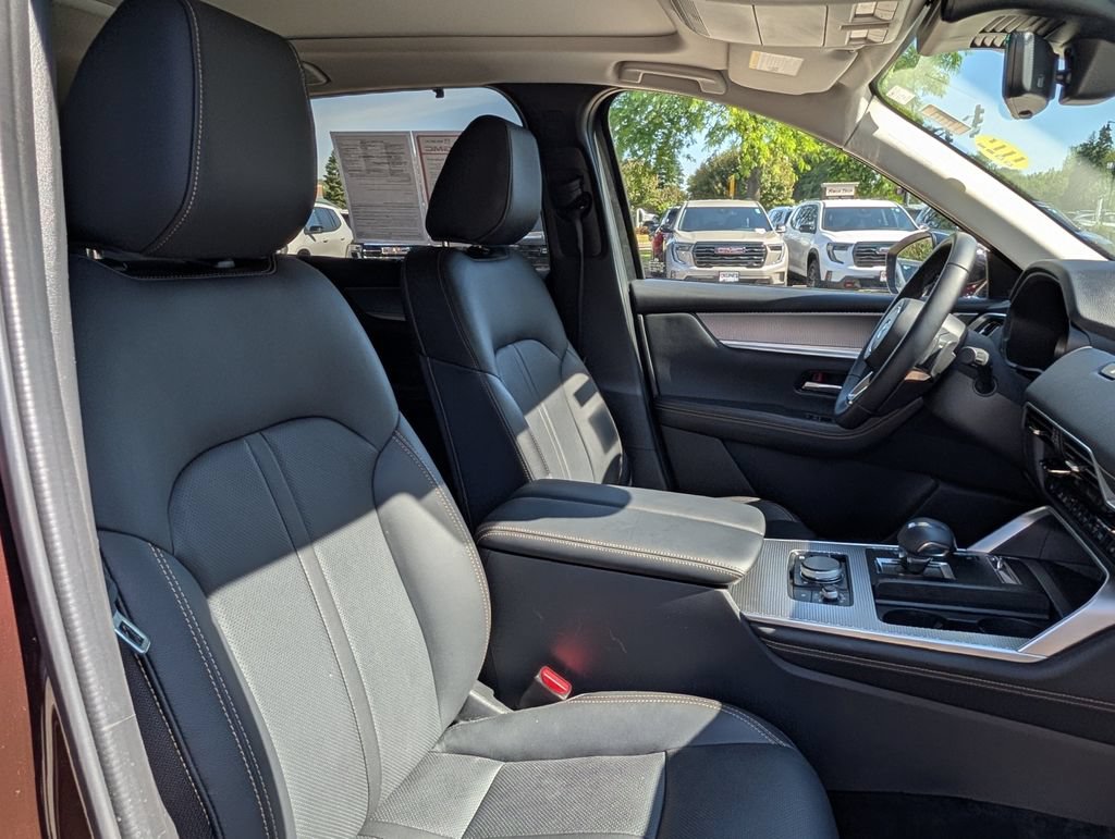 Used 2025 MAZDA CX-90 Plug-In Hybrid w/Premium Sport AWD/4WD image 19