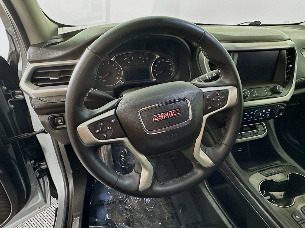Used 2023 GMC Acadia SLT w/ Trailering Package image 18