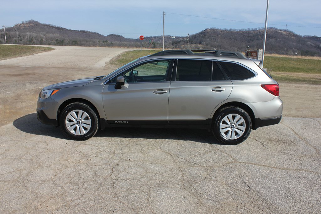 Used 2015 Subaru Outback 2.5i Premium w/ Popular Package #3 image 8