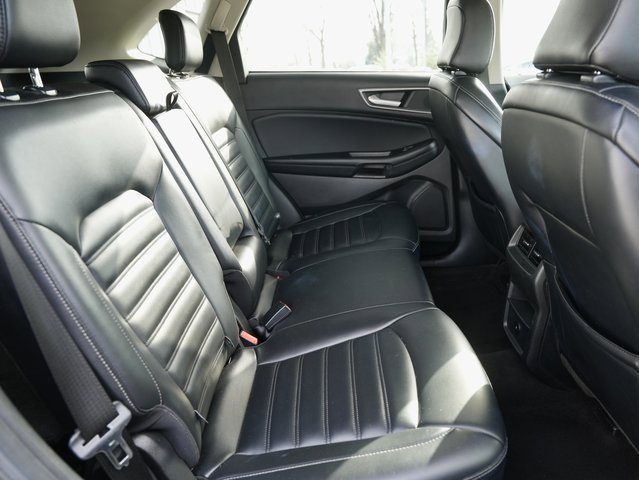 Used 2023 Ford Edge SEL image 10