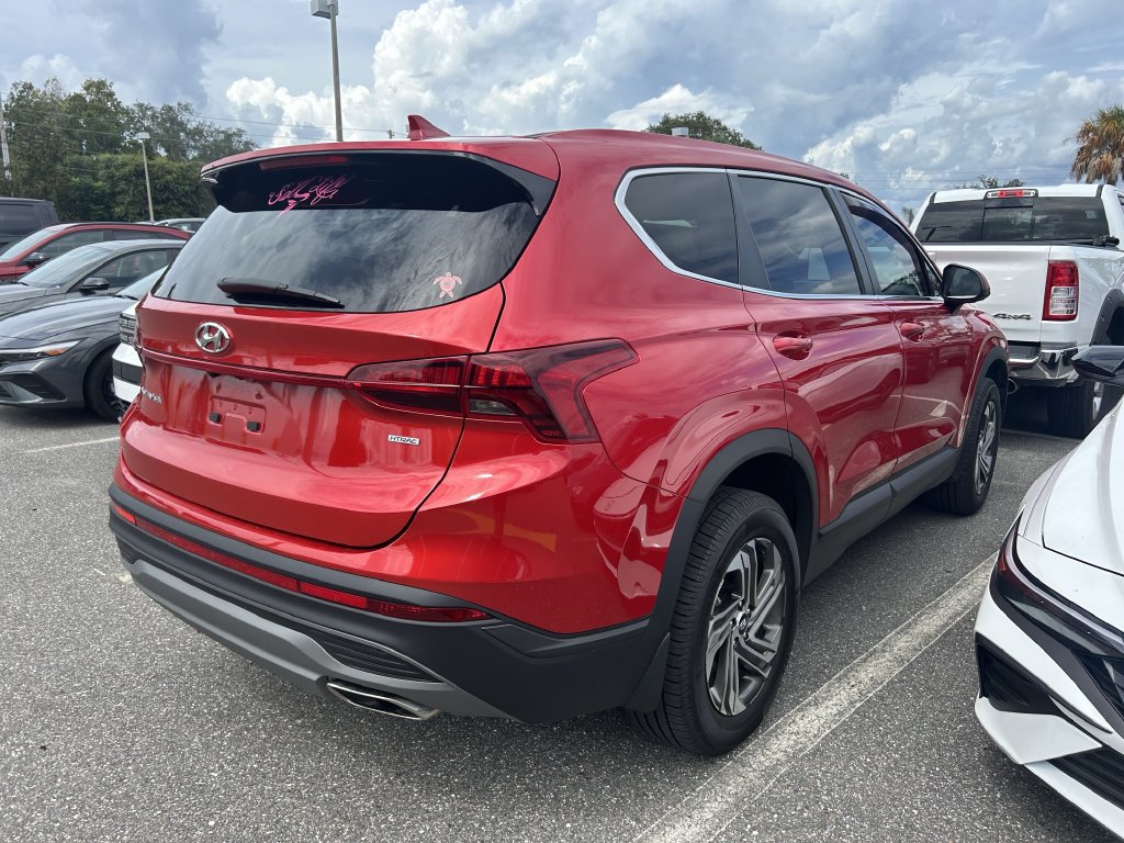 Used 2023 Hyundai Santa Fe SE AWD/4WD image 3