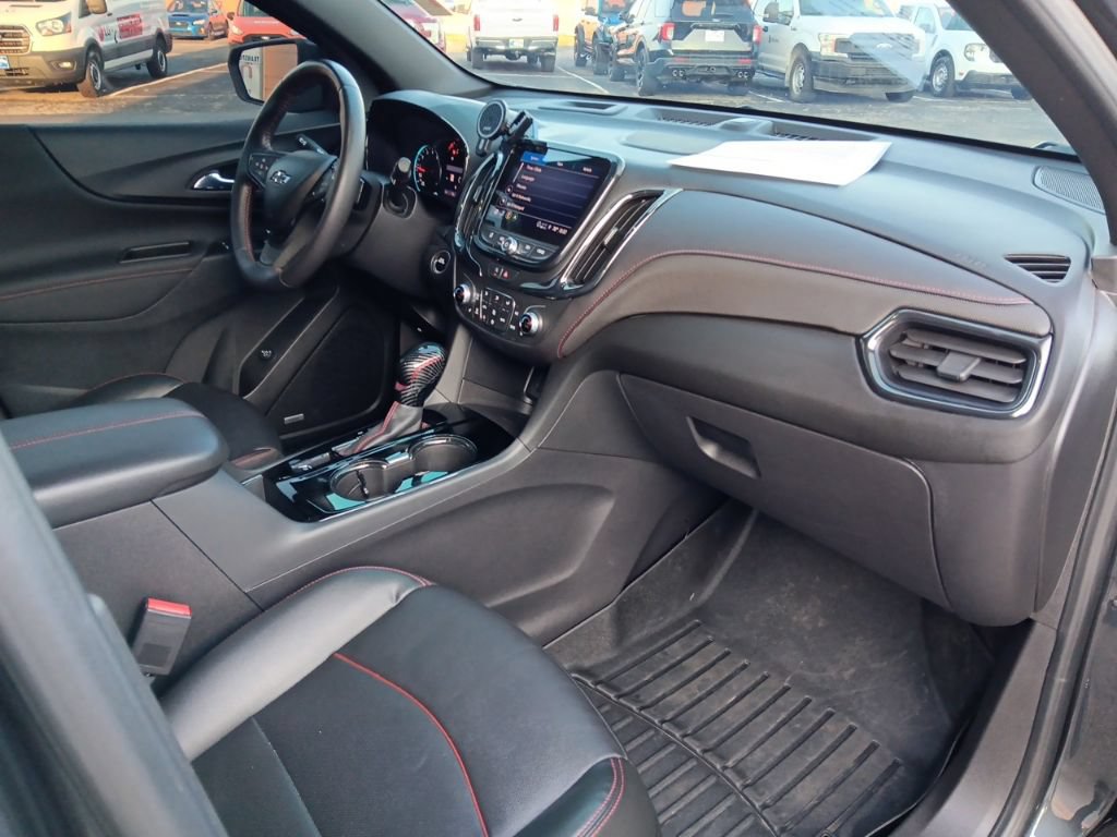 Used 2022 Chevrolet Equinox RS w/ RS Leather Package FWD image 35