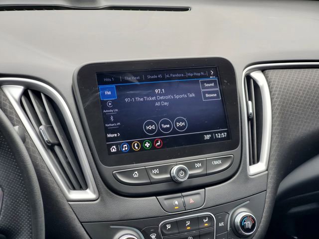 Used 2022 Chevrolet Malibu LT image 19